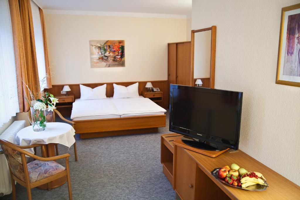 Hotel Saechsisches Haus Berggiesshübel Exteriér fotografie